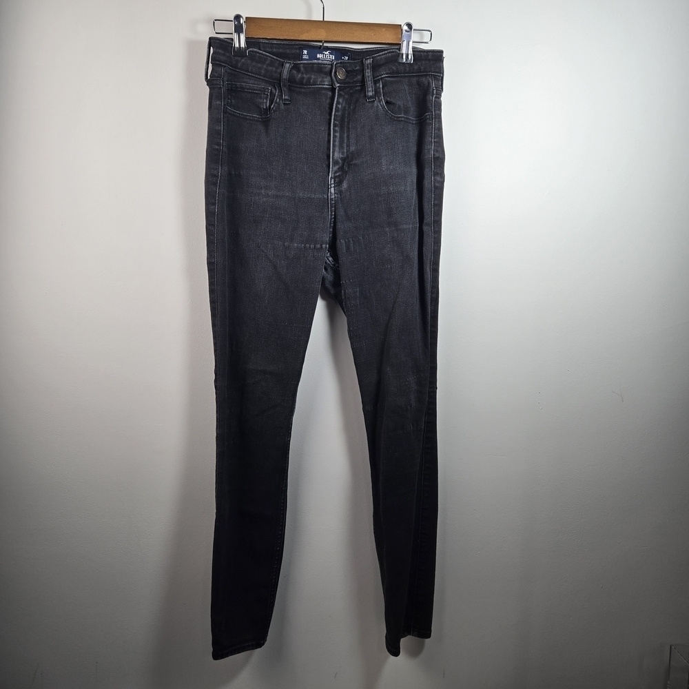 Hollister Black Skinny Jeans Sleek Modern Fit